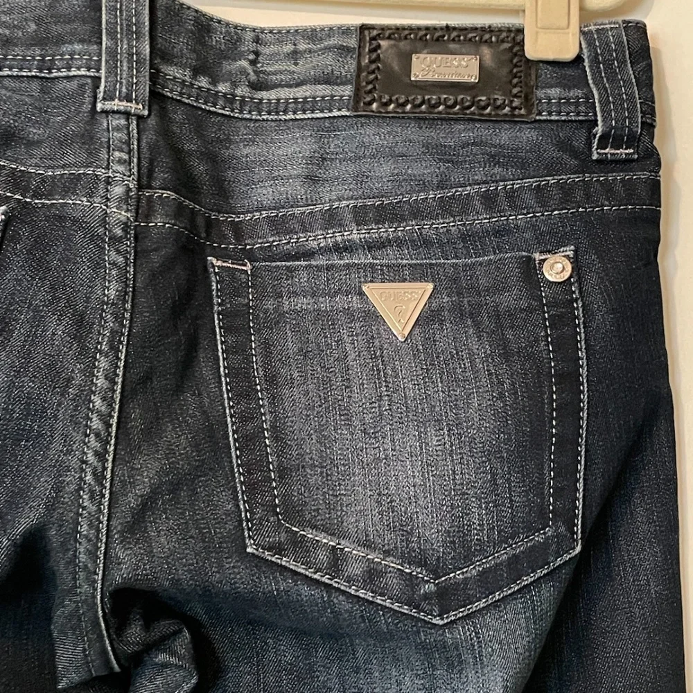 GUESS PREMIUM Dark Wash Skinny Leg Jeans - Size 30 - Picture 3 of 9